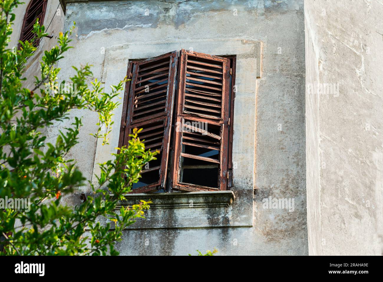 Detail wooden lattice windows hi-res stock photography and images - Alamy