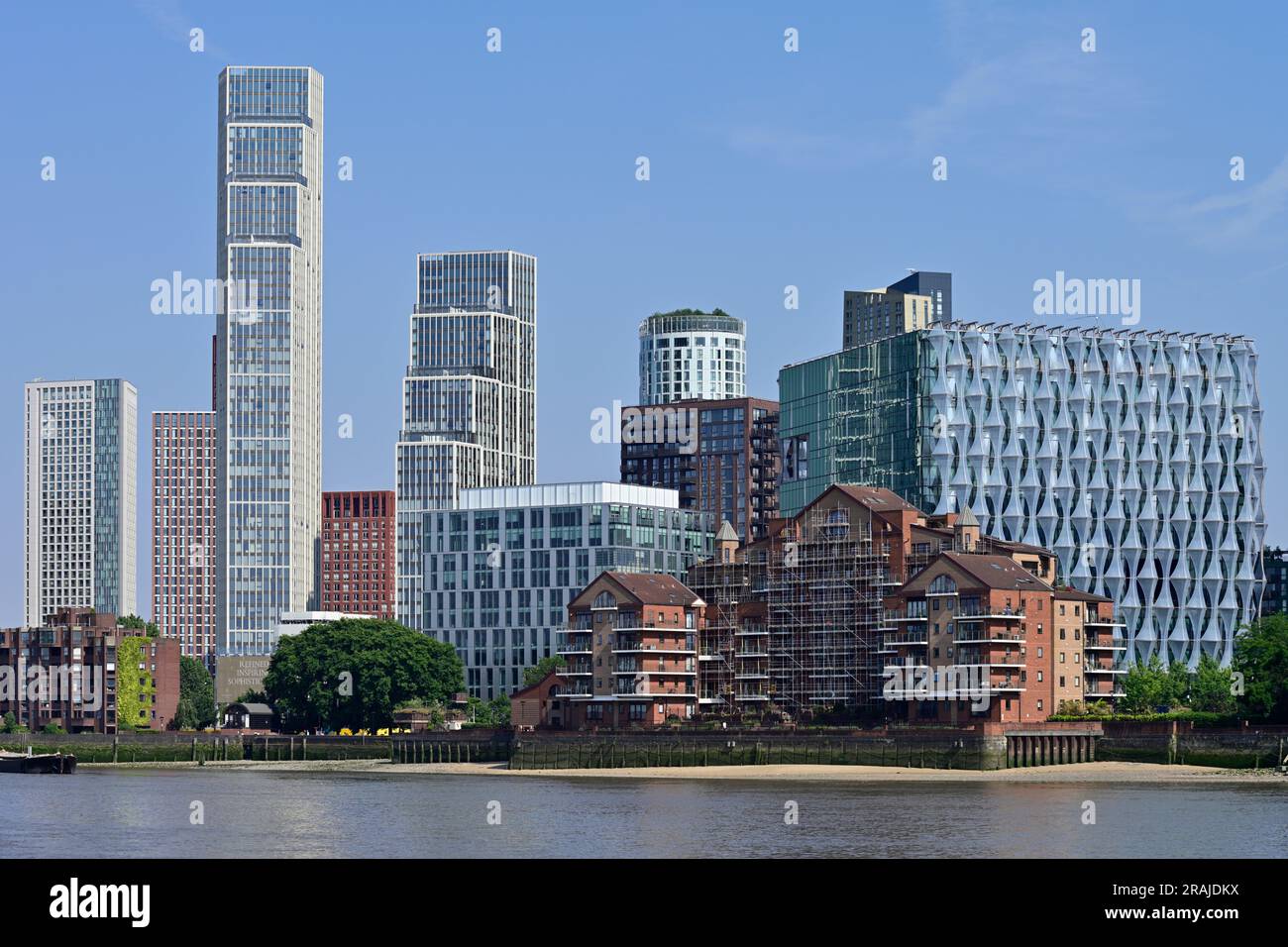 Nine Elms with the American Embassy, Vauxhall, South East London, United Kingdom Stock Photo