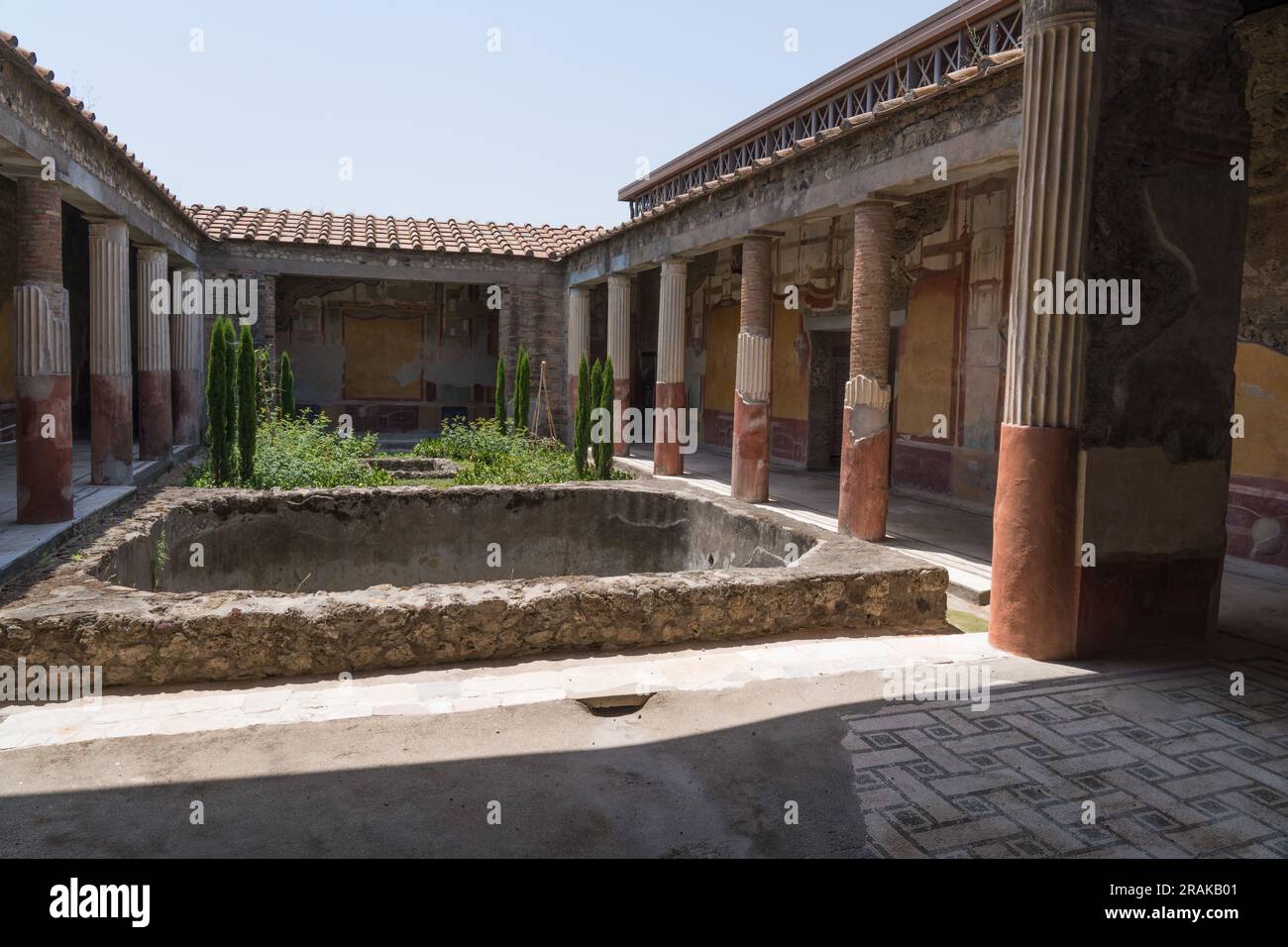 Beautiful atrium, The ancient city of Pompeii Stock Photo - Alamy