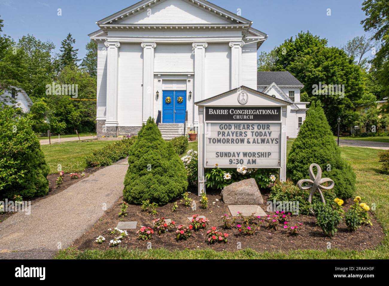 The Congregational Church on the Town Common in Barre, MA Stock Photo
