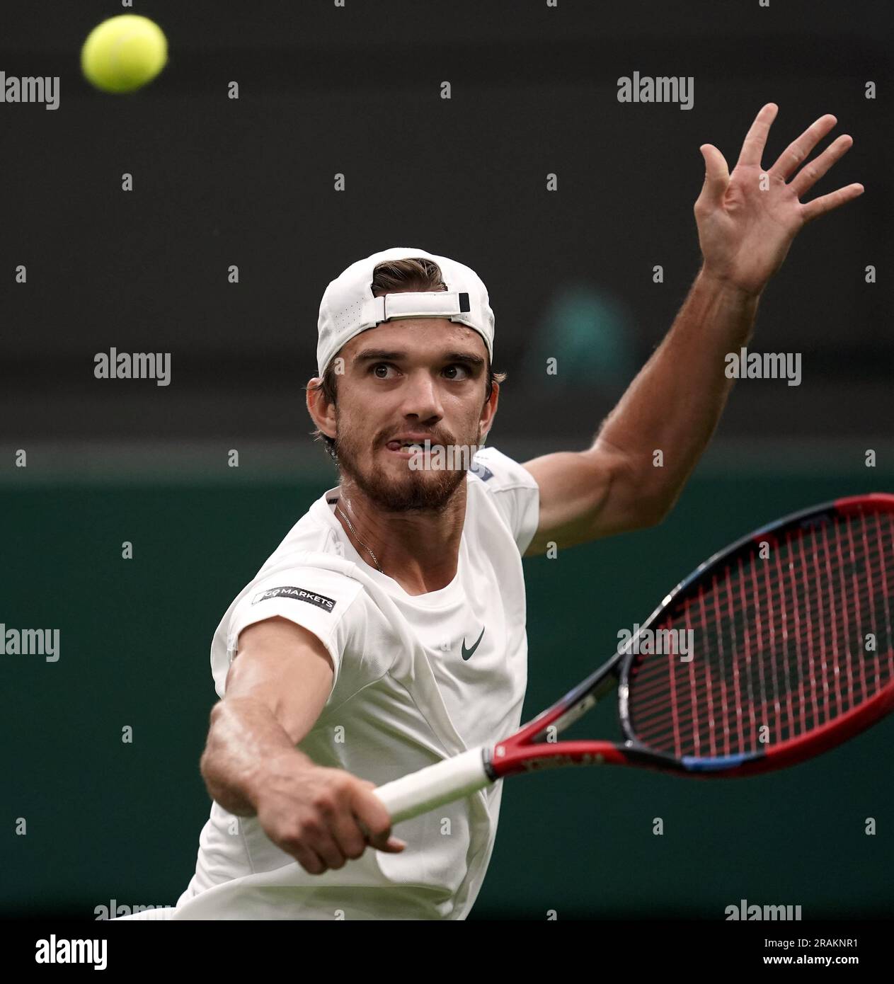 In preparation for the Dubai Duty Free Men's Open, tennis legend Photo  d'actualité - Getty Images