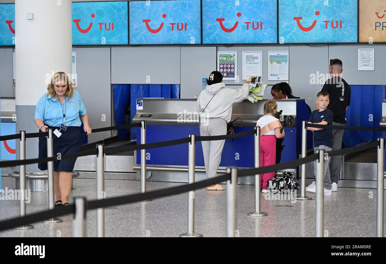 Check indesk for Tui flights and holidays at Bristol Airport Stock