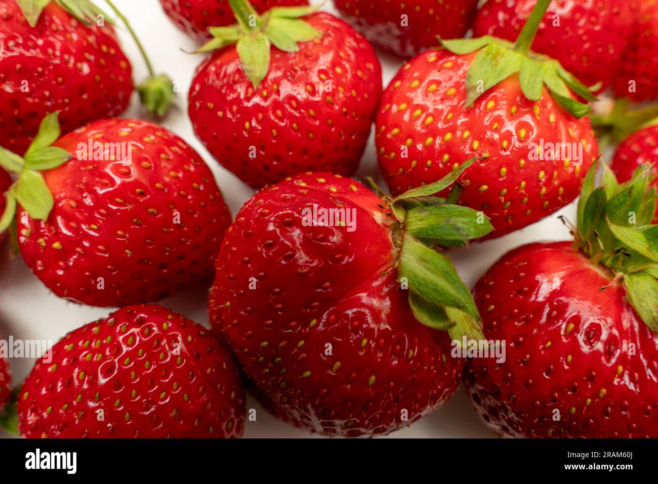 Group of strawberries hi-res stock photography and images - Alamy