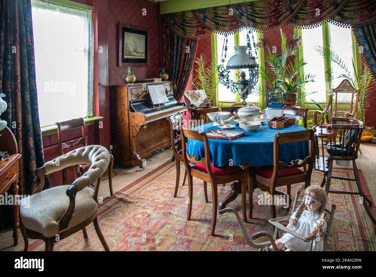living and dinning room of a wealthy Dutch family at the Zuiderzee