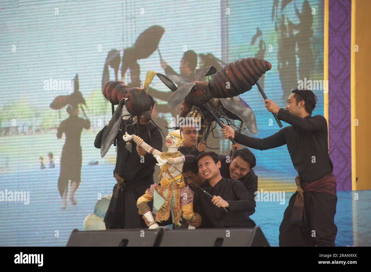 Joe Louis Traditional Thai Puppet Theatre had an honored opportunity a ...