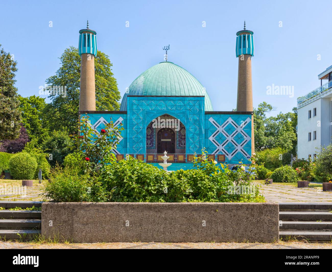 Imam Ali Mosque Aka Blue Mosque At Hamburg Seat Of Islamic Centre mehr-news-agency-eid-al-fitr-prayers-in-hamburg-islamic-center