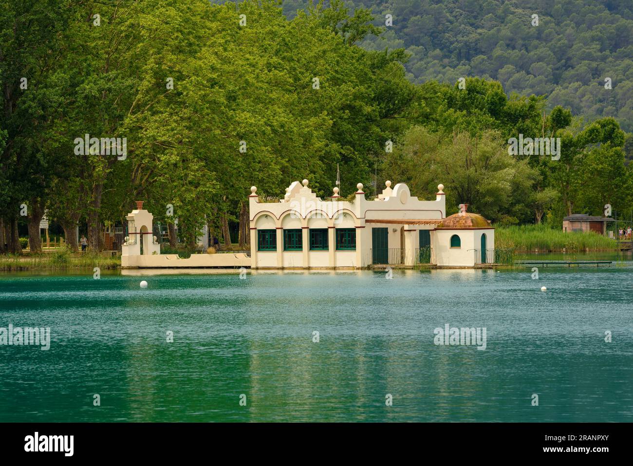 The emblematic Marimon fishery in the Lake of Banyoles (Pla de l'Estany, Girona, Catalonia, Spain) ESP: La emblemática pesquería Marimon en Banyoles Stock Photo