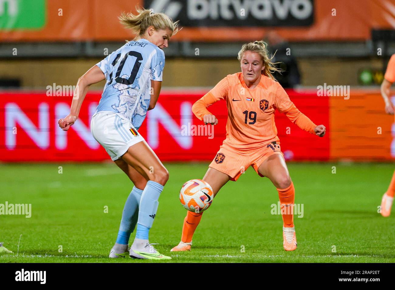 02-07-2023: Sport: Nederland v Belgie (woman friendly)   SITTARD, NETHERLANDS - JULY 2: Justine VanHaevermaet (Belgium) and Wieke Kaptein (Netherlands Stock Photo