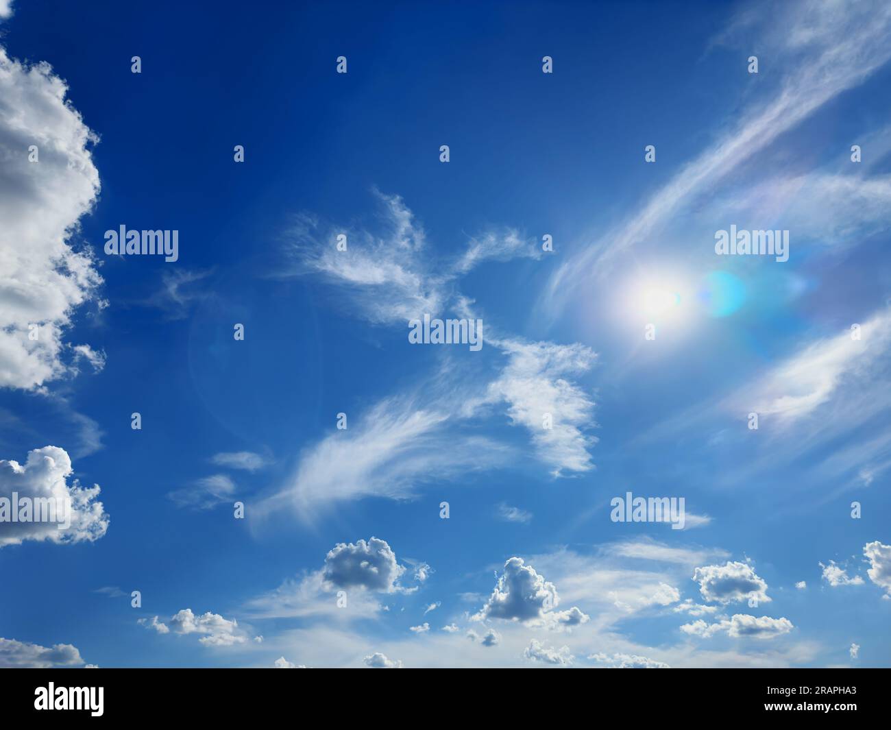 Bottom up fluffy white cloud hi-res stock photography and images - Alamy