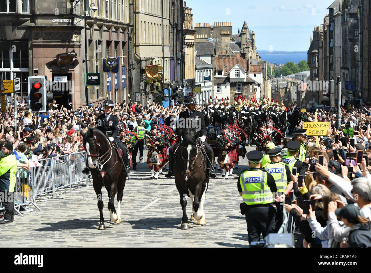 Mounted police officers in the procession to St Giles' Cathedral, Edinburgh, for the National Service of Thanksgiving and Dedication for King Charles III and Queen Camilla, and the presentation of the Honours of Scotland. Picture date: Wednesday July 5, 2023. Stock Photo