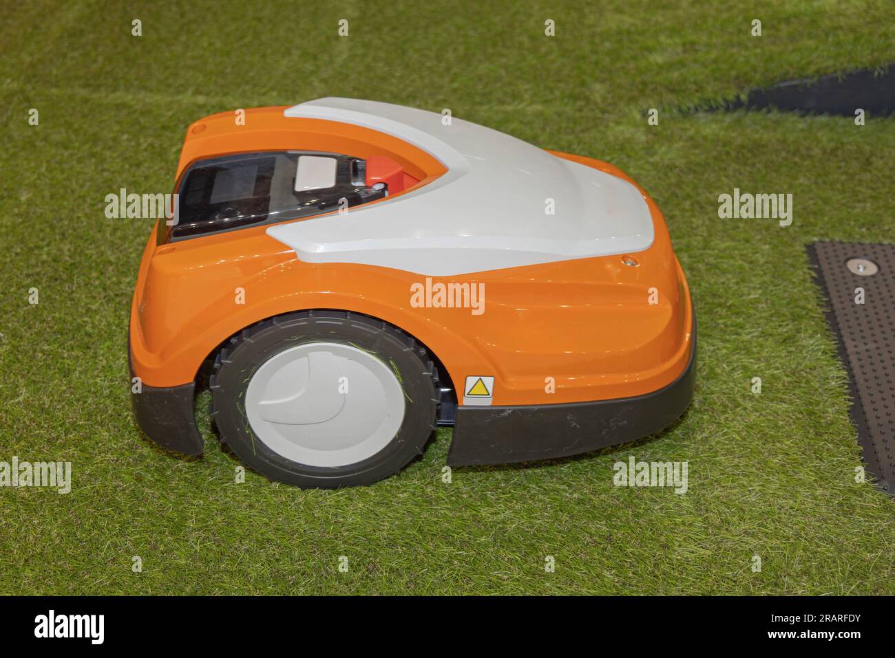 Automatic Robotic Lawn Mower Machine Smart Garden Technology Stock