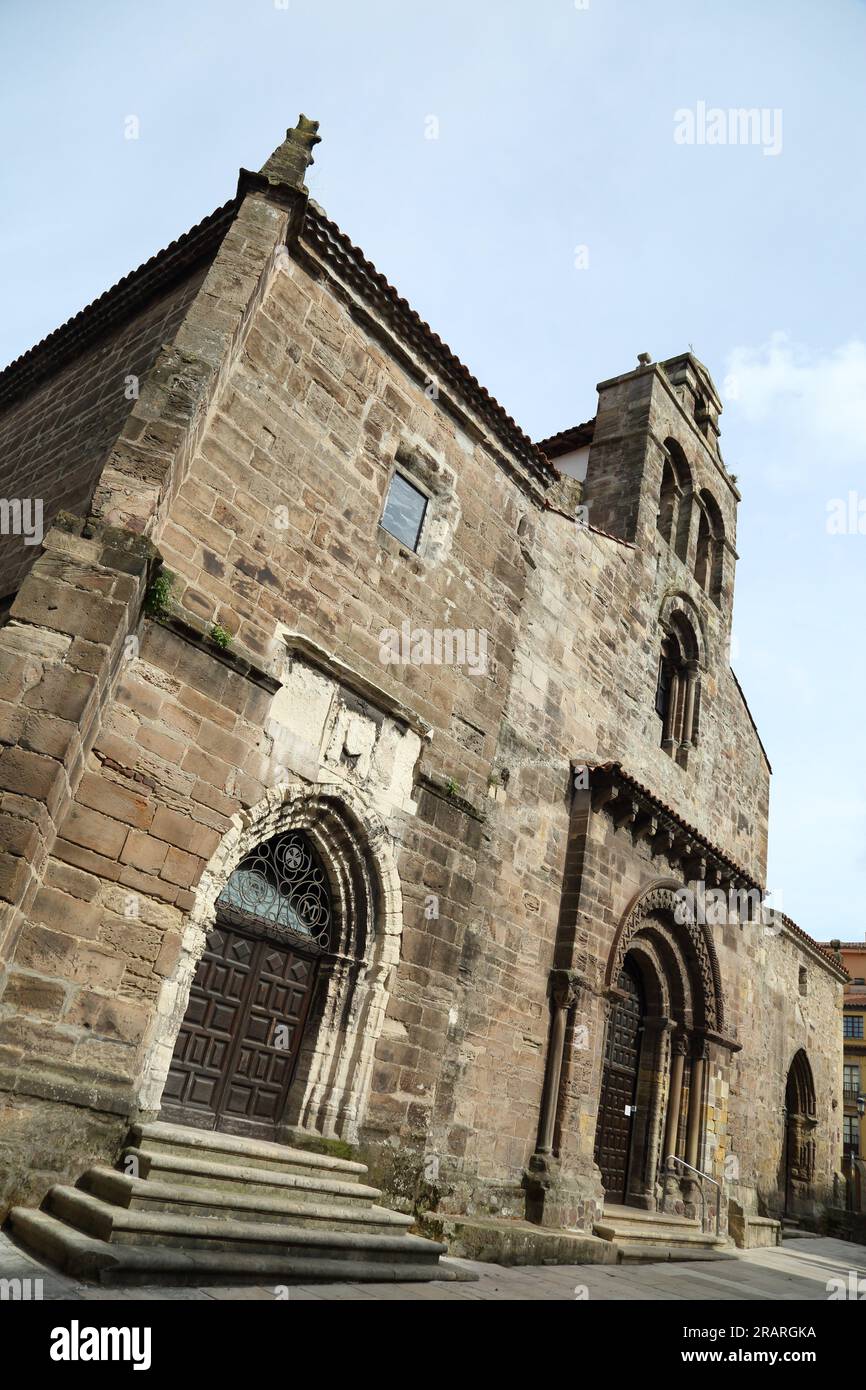 Oviedo is a city located in the northwest of Spain between the