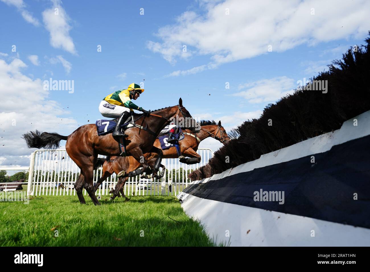 Il Clima ridden by Patrick Cowley in action during the Get Pulling with Pj Nicholls Ssangyong Novices' Hurdle at Worcester Races. Picture date: Wednesday July 5, 2023. Stock Photo