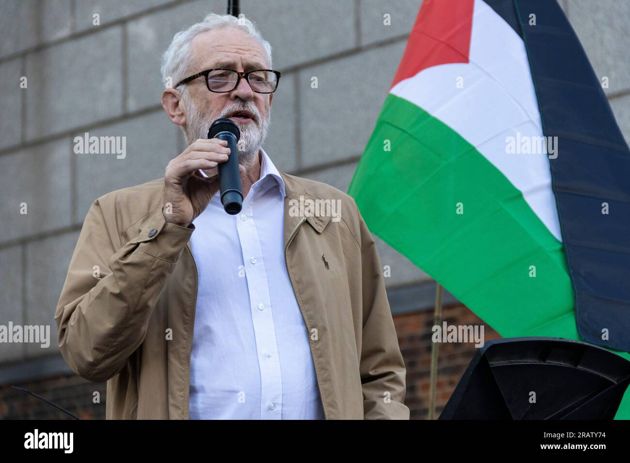 London, UK. 05th July, 2023. Jeremy Corbyn stood strong for Palestinian human rights today, delivering a moving speech that resonated amongst a diverse crowd. Hundreds of demonstrators, including members of various Jewish groups, convened outside the Israeli Embassy in London. Unifying under a single cause, they expressed a fervent outcry against the alleged genocide by the Israeli government in Jenin. Today, the voice of protest rang loud in the heart of Britain. Credit: Sinai Noor/Alamy Live News Stock Photo