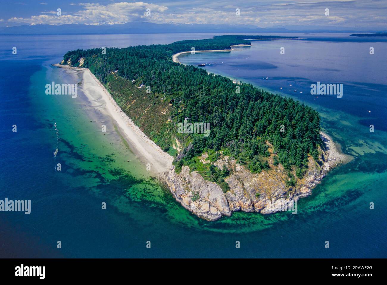 Savary island hires stock photography and images Alamy