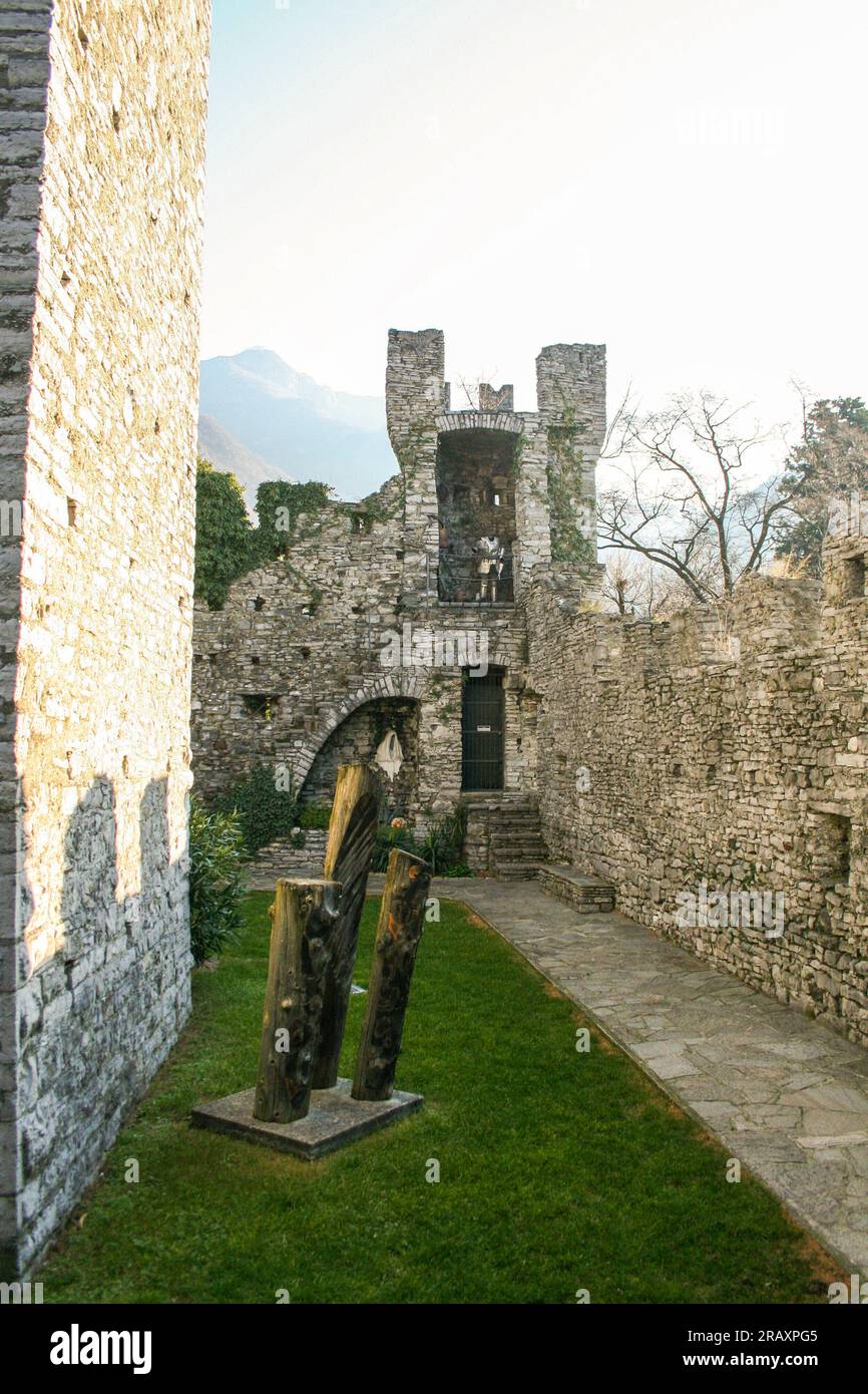 Perledo, Province of Lecco, region Lombardy, eastern shore of Lake of Como, Italy. Castello di Vezio. The castle, dating back to the 11th century AD, overlooks and dominates the eastern shore of Lake Como. Inside the building there is also a falconry. The castle walls. Stock Photo