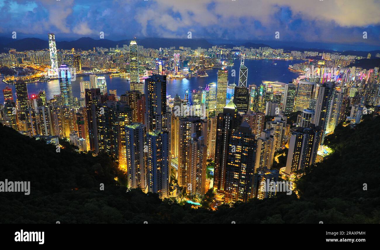 Victoria Harbour and Skyline from Victoria Peak at night, Hong Kong ...