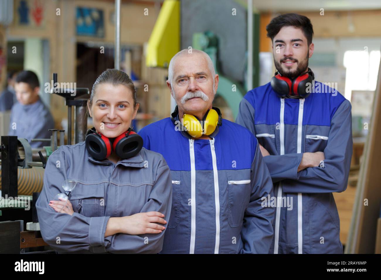 Engineer talking male apprentice hi-res stock photography and images ...