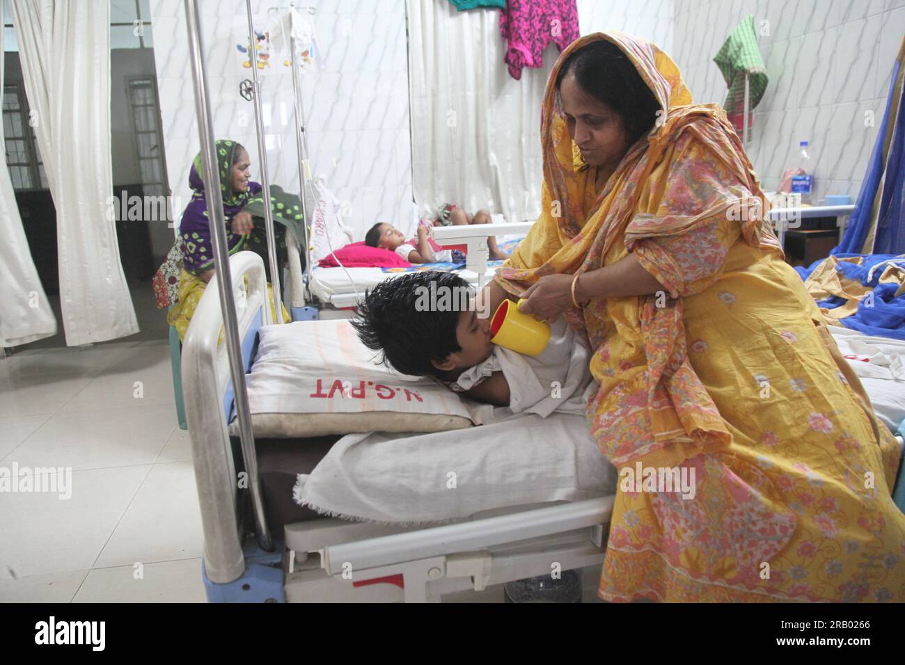 Dhaka Bangladesh 6july 2023.Bangladeshi child dengue patients suffers from dengue fever as they receive treatment inside Holy Family Red Crescent Medi Stock Photo