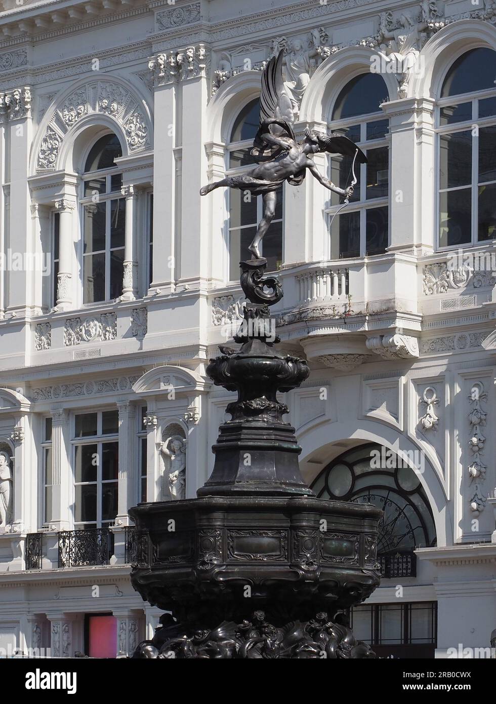 Shaftesbury Memorial Fountain Eros statue by sculptor Alfred Gilbert ...