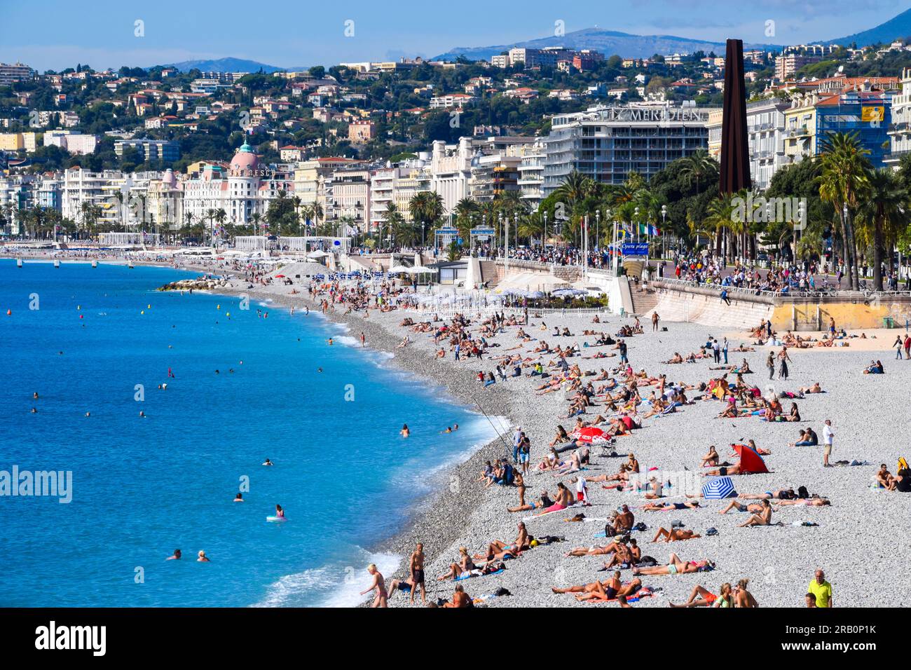 Nice, France. 6th October 2019. Busy beaches in Nice. Credit Vuk Valcic/Alamy Stock Photo Alamy