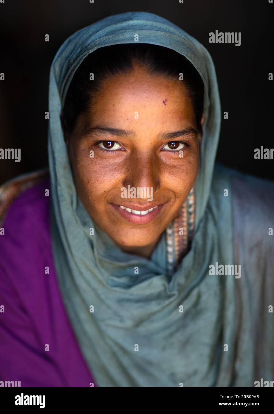 Portrait of a kashmiri veiled young woman, Jammu and Kashmir, Yusmarg