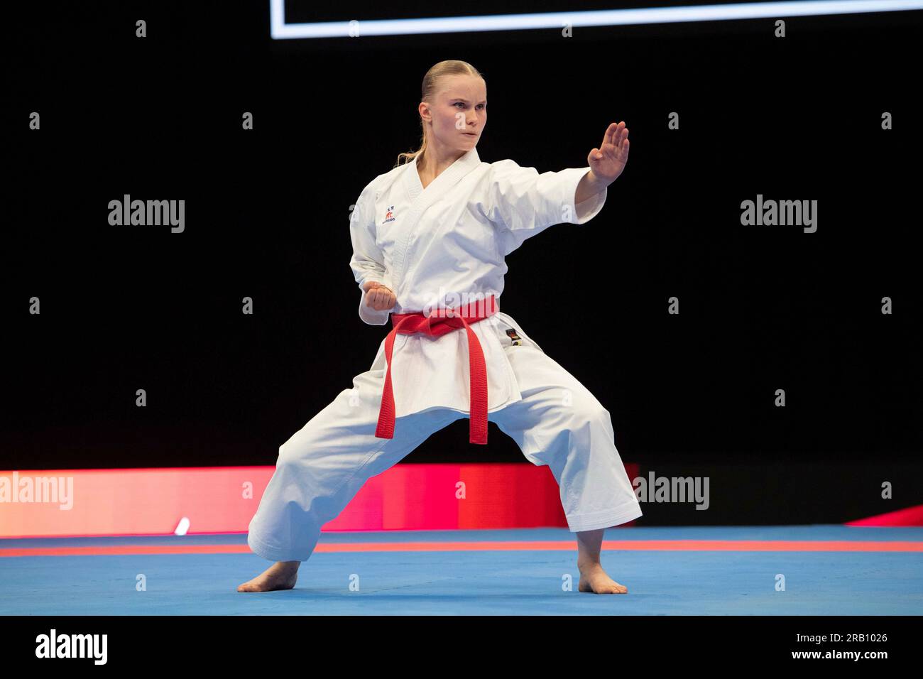 Natalie JUERGENSMANN (SC Taisho Karate EV) action, karate, women's kata ...