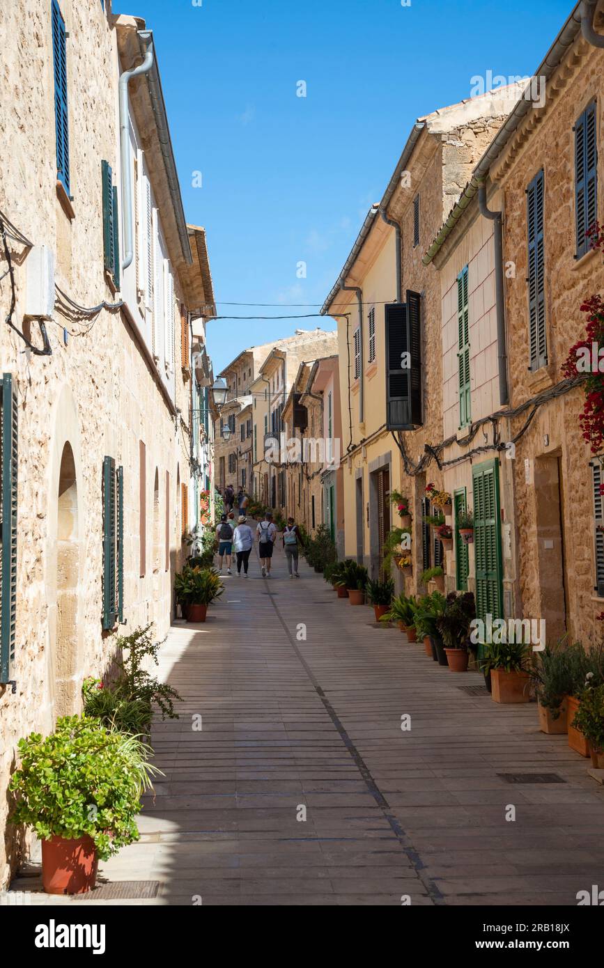 Street scene in alcudia hi-res stock photography and images - Alamy