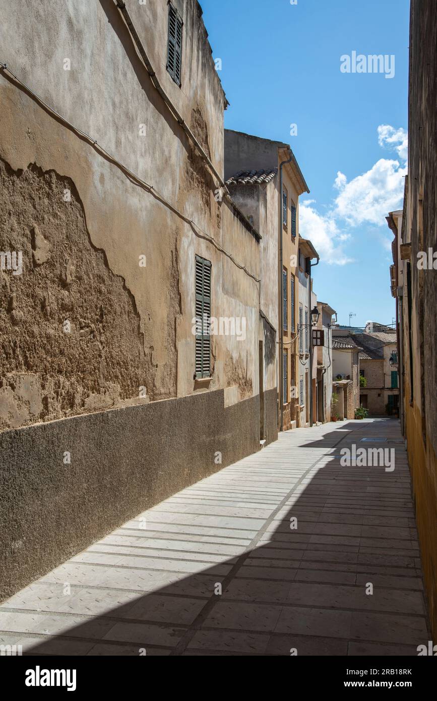 Street scene in alcudia hi-res stock photography and images - Alamy