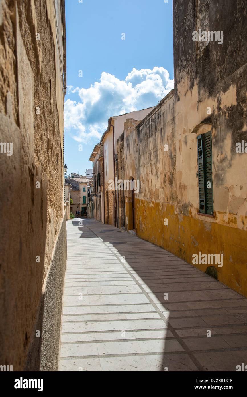 Street scene in alcudia hi-res stock photography and images - Alamy