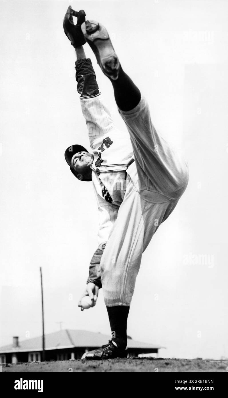 Clearwater, Florida:  March 3, 1937 Van Lingo Mungo, star hurler for the Brooklyn Dodgers, winds up a pitch in spring training. Stock Photo