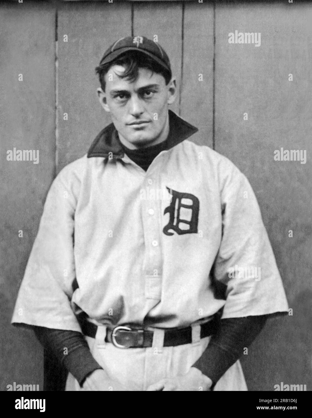 These historic Detroit Tigers photos show Ty Cobb, Hughie Jennings in  action 