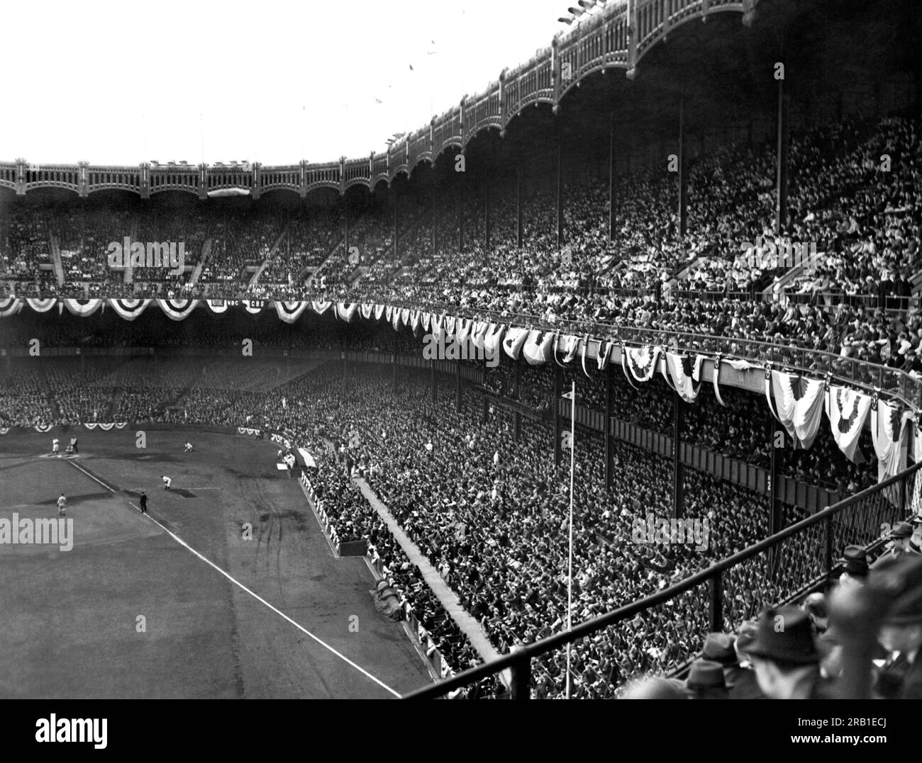 New York, New York:   October 6, 1937. Thousands of fans watched the New York Yankees defeat the New York Giants in the first game of the 1937 World Series at Yankee Stadium. Stock Photo