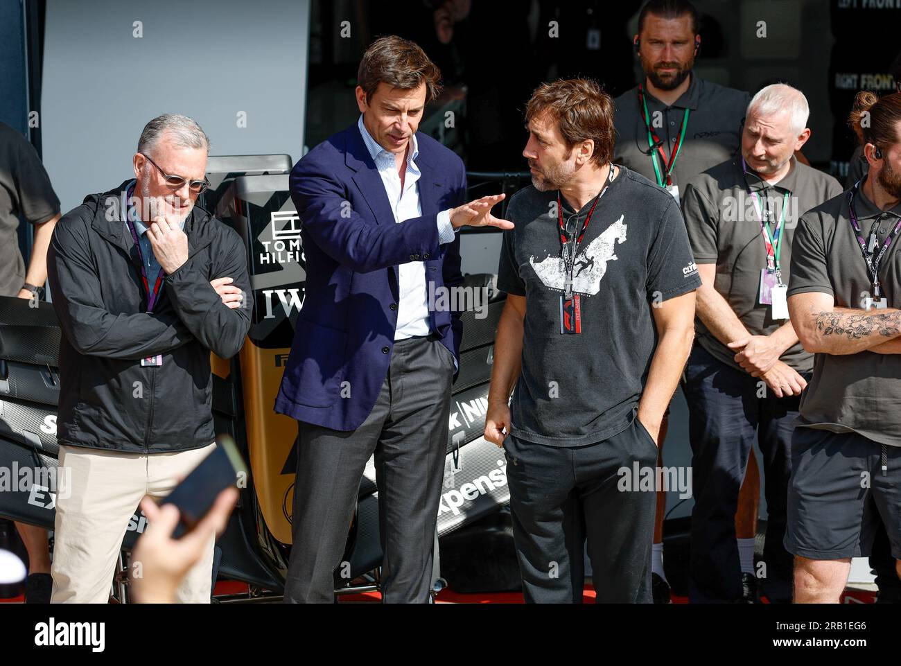 Silverstone, Royaume Uni. 06th July, 2023. WOLFF Toto (aut), Team Principal & CEO of Mercedes AMG F1 Team, portrait BARDEM Javier, Spanish actor, portrait OMAN Chad (USA), president of production for Jerry Bruckheimer Films, portrait during the 2023 Formula 1 Aramco British Grand Prix, 10th round of the 2023 Formula One World Championship from July 7 to 9, 2023 on the Silverstone Circuit, in Silverstone, United Kingdom - Photo DPPI Credit: DPPI Media/Alamy Live News Stock Photo