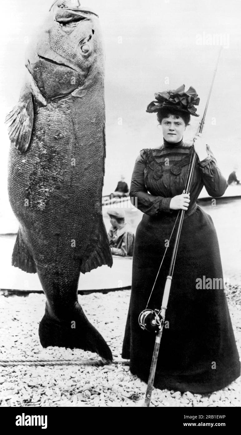 B w historical fishing Black and White Stock Photos & Images - Alamy