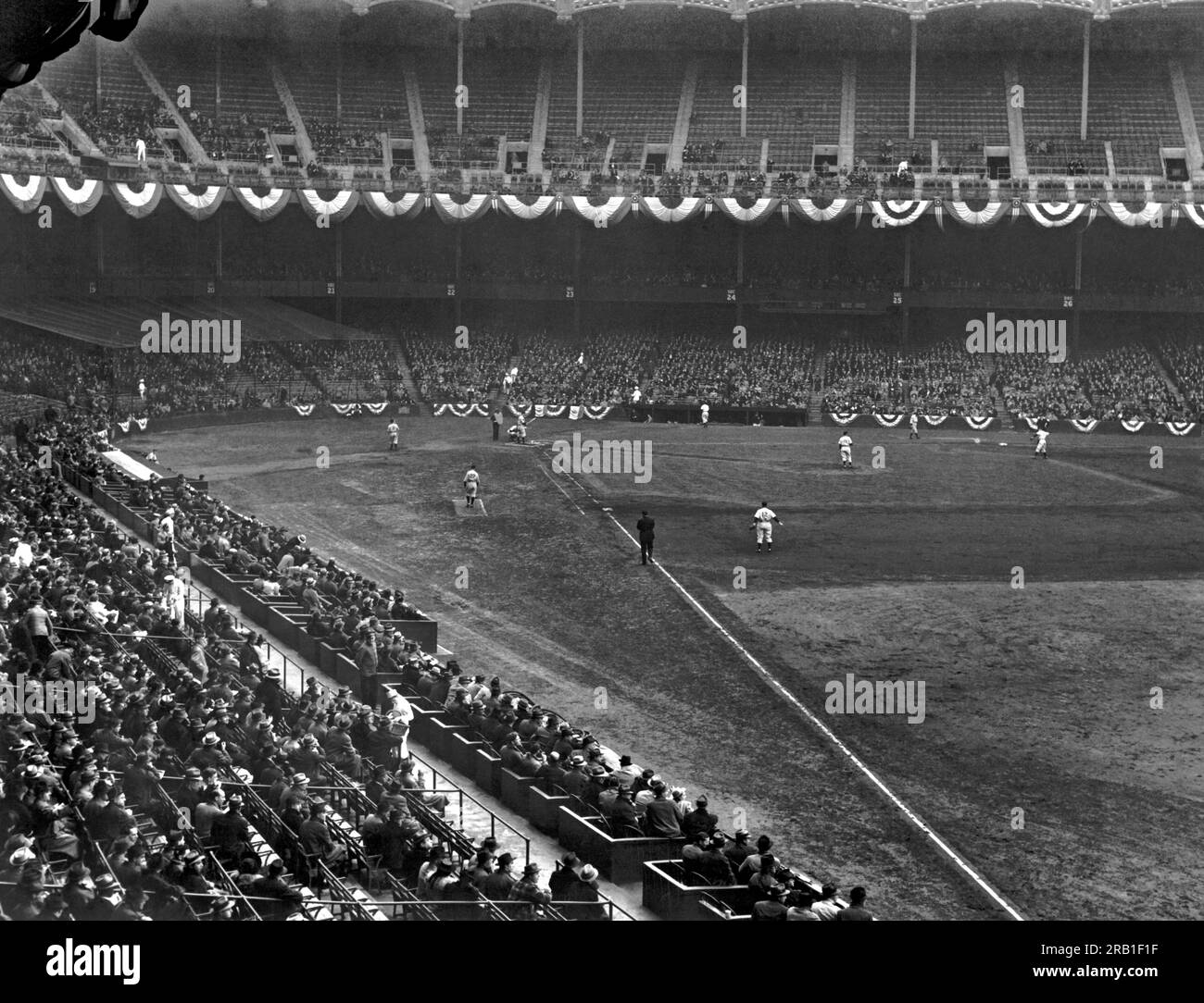 New york city in the 1940s hires stock photography and images Alamy