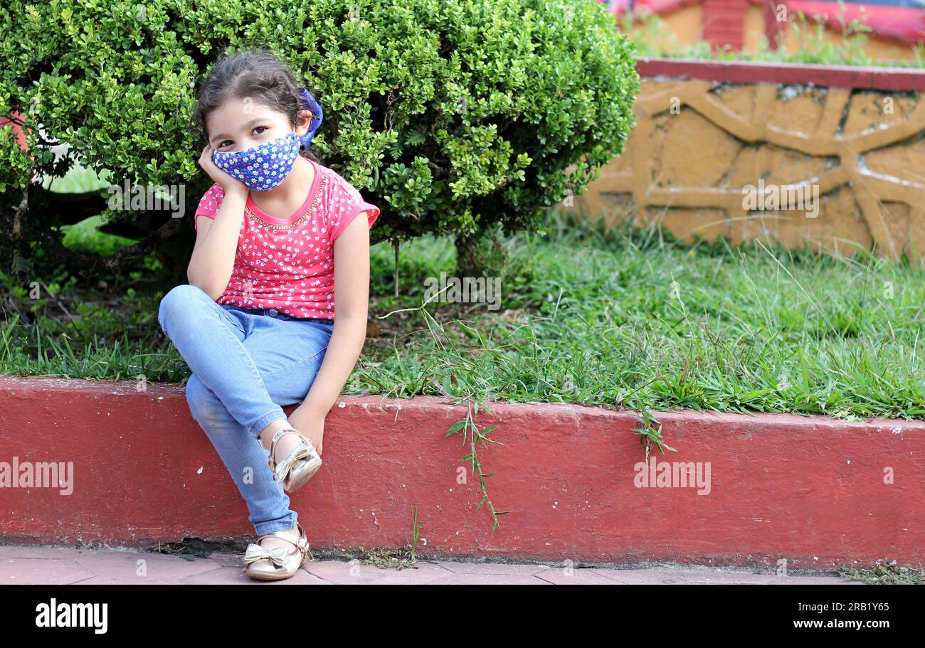 6 year old girl asian hi-res stock photography and images - Alamy