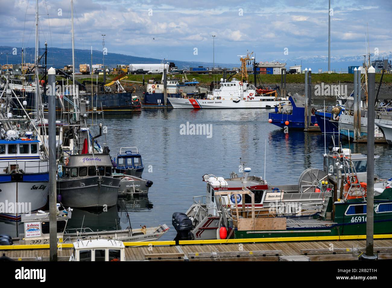 U s coast guard cutter naushon hires stock photography and images Alamy