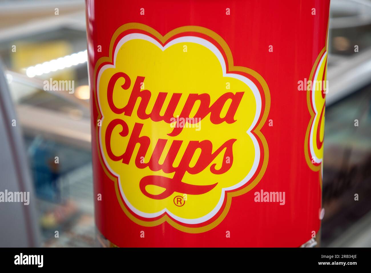 Bordeaux , France - 07 05 2023 : Chupa Chups logo text and Spanish brand  sign advertising lollipop confectionery barrel Stock Photo - Alamy