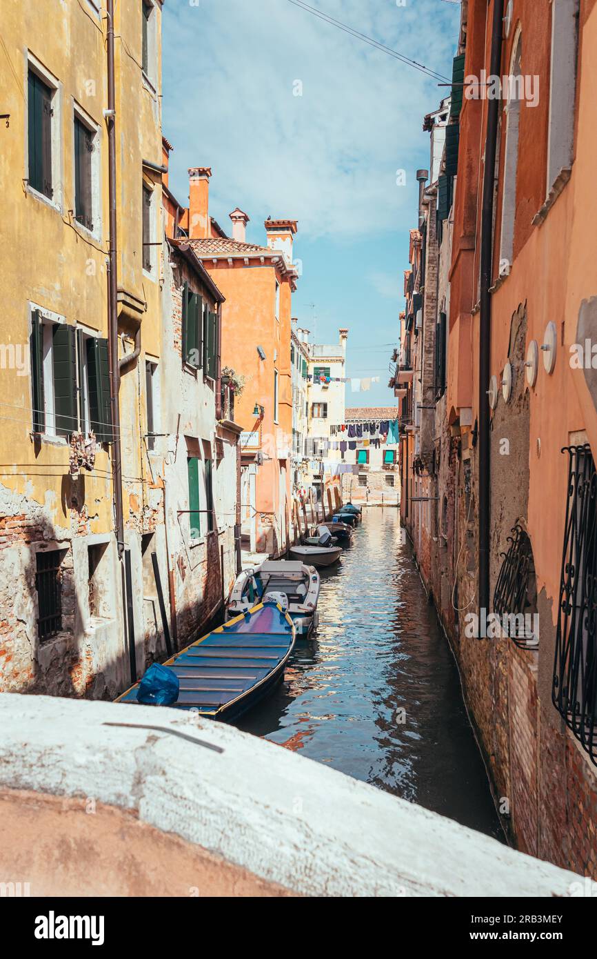 Venice tourist hi-res stock photography and images - Alamy