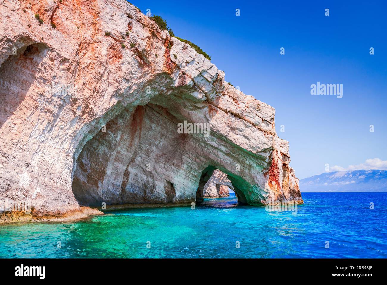 zakynthos-kefalonia-hi-res-stock-photography-and-images-alamy