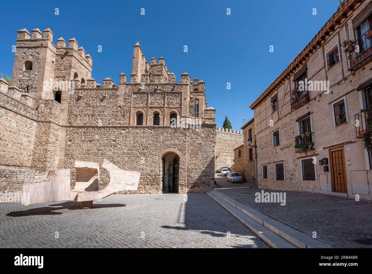 Puerta de Alfonso VI Gate (Puerta de Bisagra) - Toledo, Spain Stock Photo