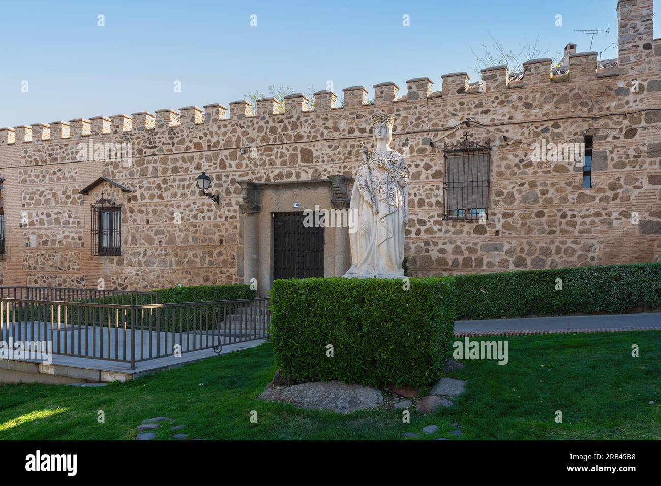 Isabel La Catolica (Isabella of Castile) Statue - Toledo, Spain Stock Photo