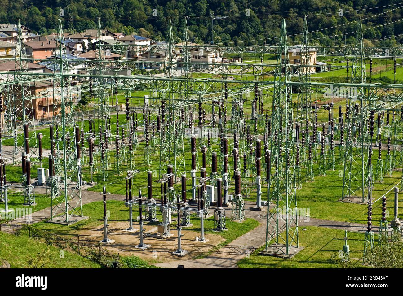 High voltage power plant hi-res stock photography and images - Alamy