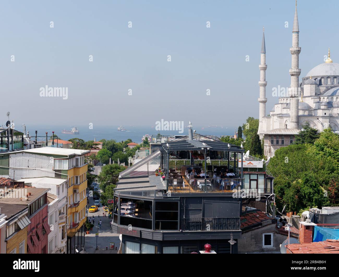 Elevated view of the Sultan Ahmed Mosque aka Blue Mosque and nearby ...