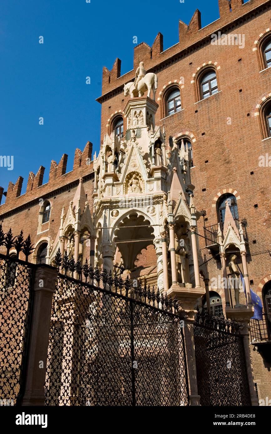 Italy, Veneto, Verona, Scaliger tombs, Arche Scaligere Stock Photo