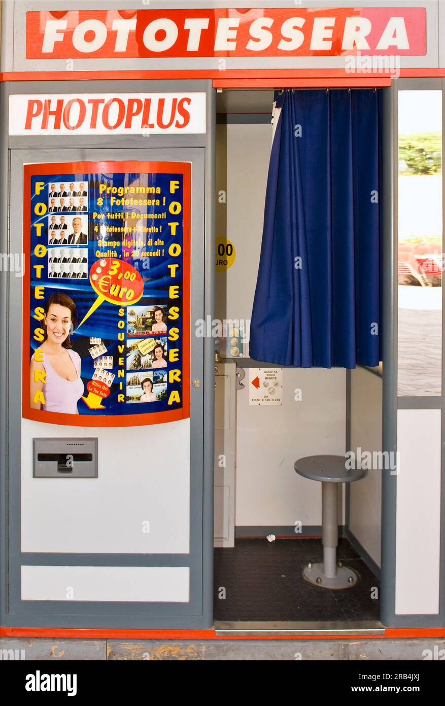 Self service equipment. photos Stock Photo Alamy