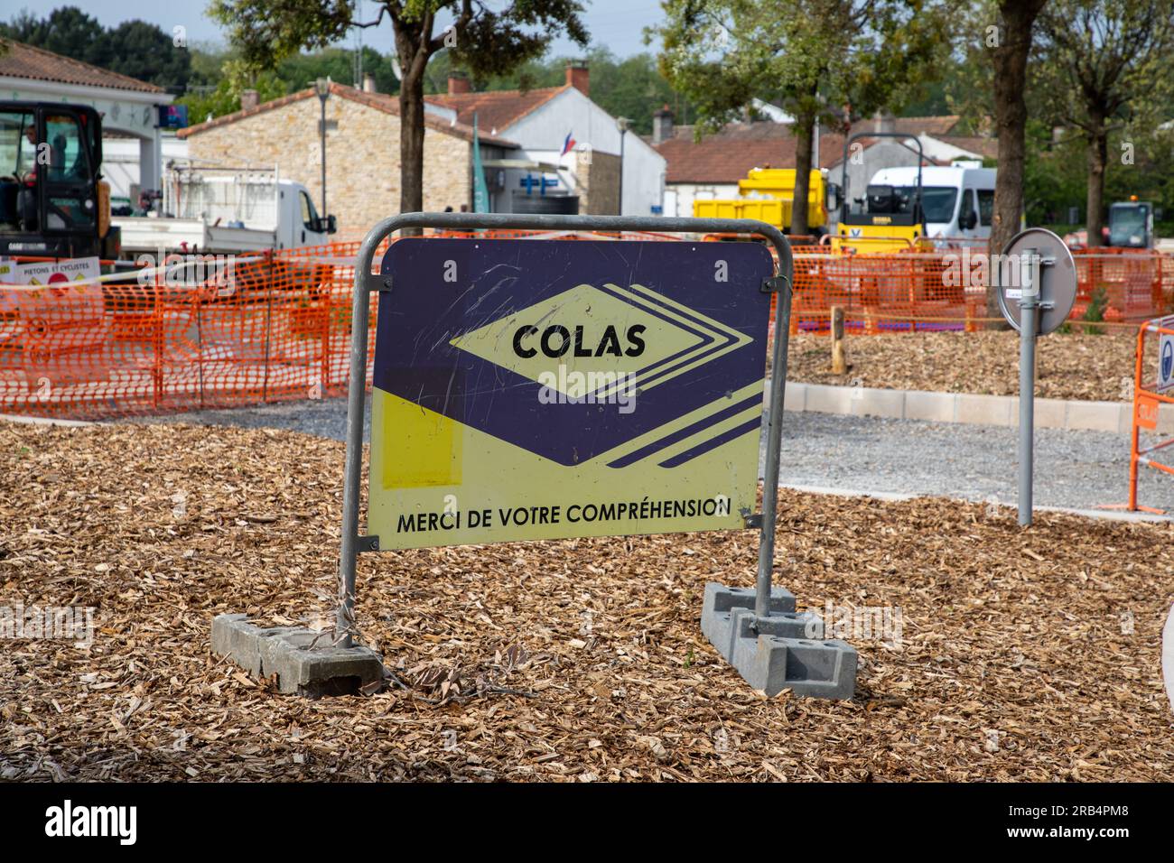 Bordeaux France 07 01 2023 Colas Logo Brand And Text Yellow Panel 