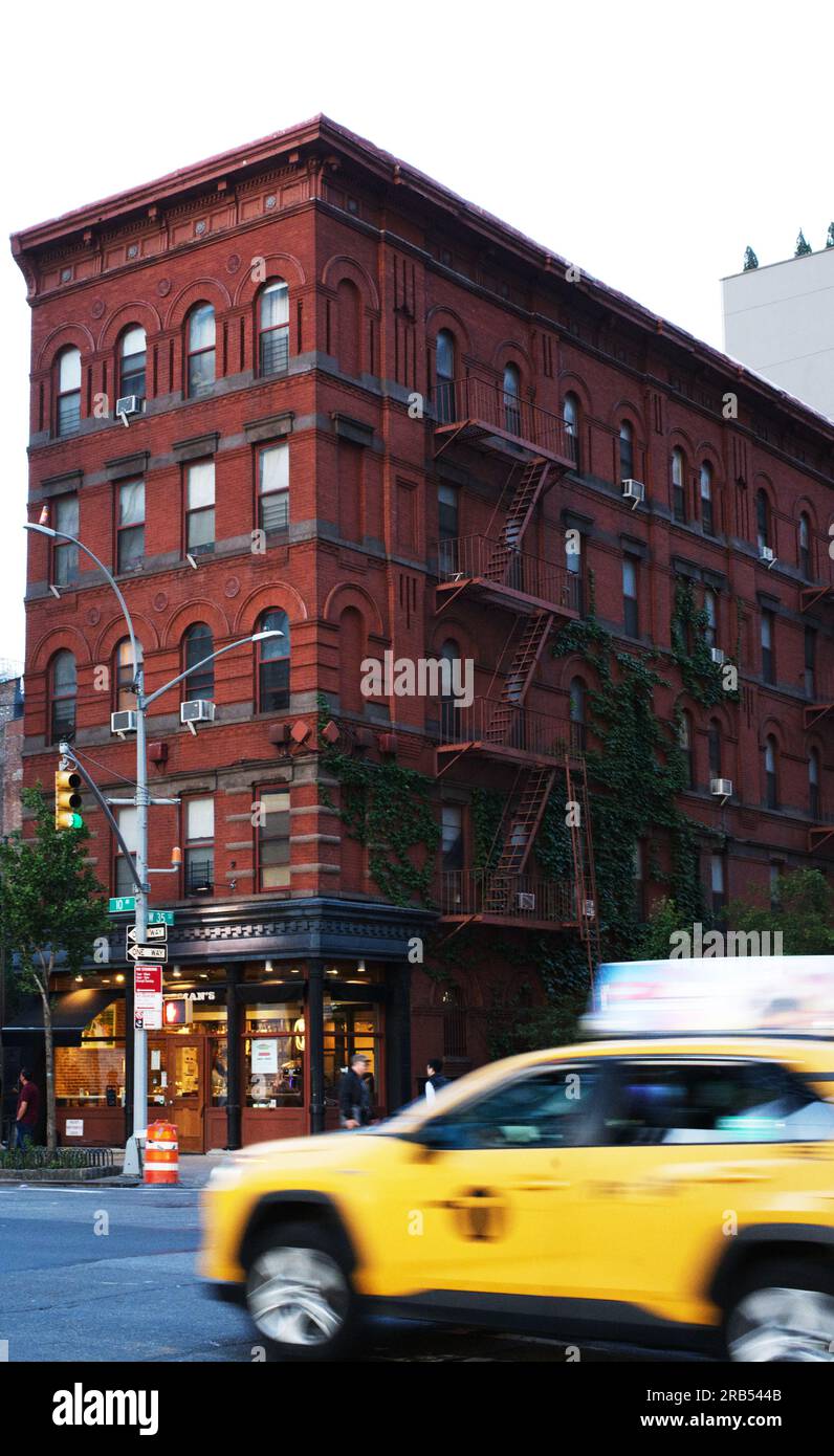 City Scene at W 35th St & 10th Ave, Manhattan, New York Stock Photo