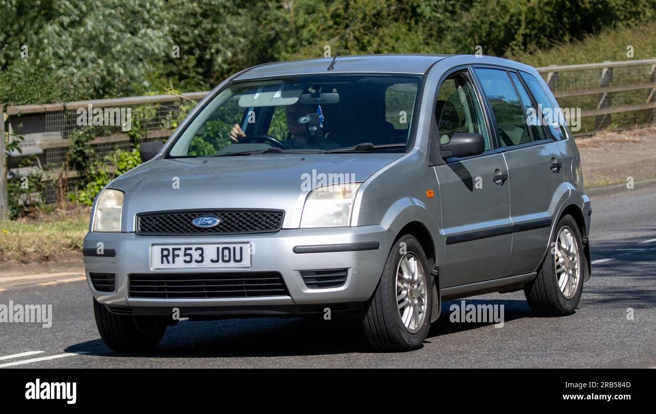 Milton Keynes,UK July 7th 2023 2003 silver FORD FUSION car